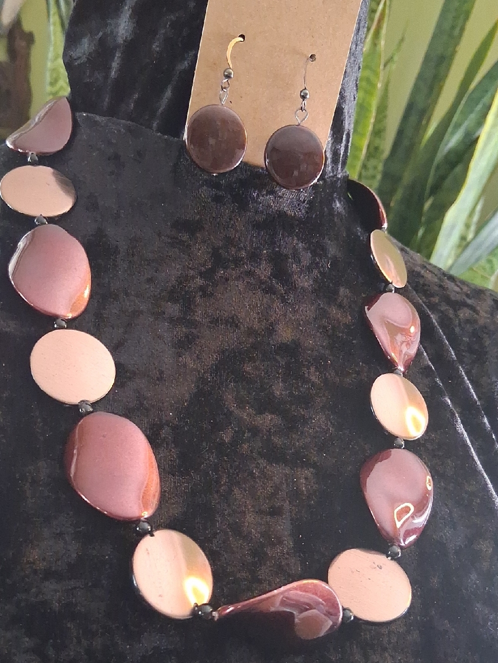 Ladies Brown and Beige Disc Necklace and Earrings Set